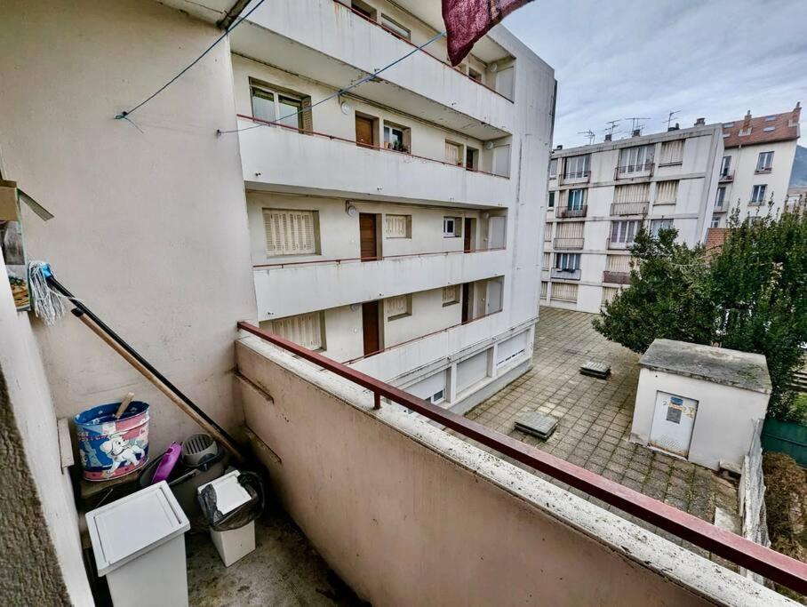 Impeccable Chambre, Bien Place, Calme & Tout Equipe Grenoble Buitenkant foto